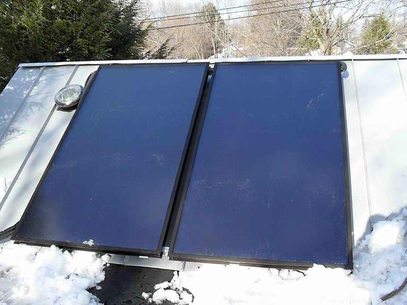 Flat plate solar collector for home, 