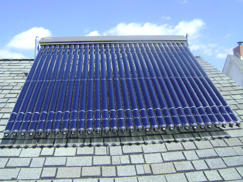 Pressured solar water heater, 