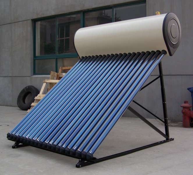 Integrative high pressurized solar water heater, 