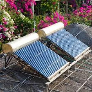 Stainless steel unpressurized solar water heater